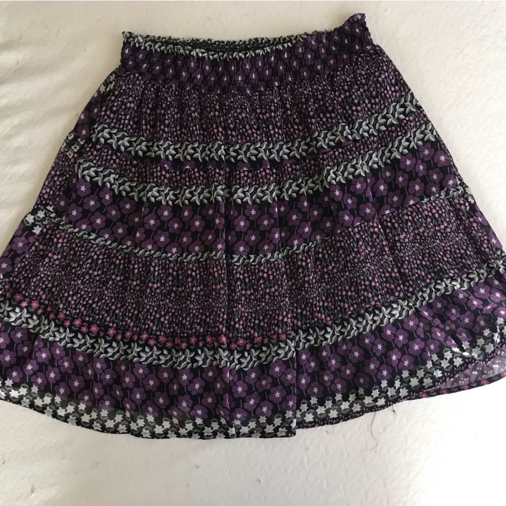 Star city purple pattern skirt. Size M Medium